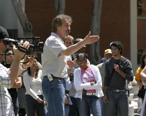 Ray_Comfort_Open-Air_Preaching