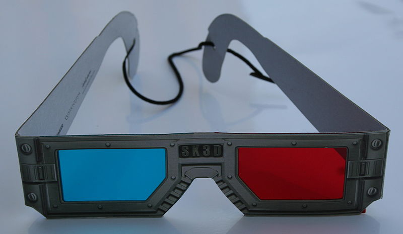 800px-3d-brille_spykids_3