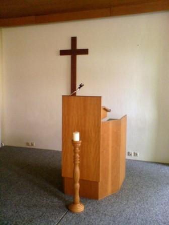 Mennonitengemeinde_Kochendorf_Kanzel